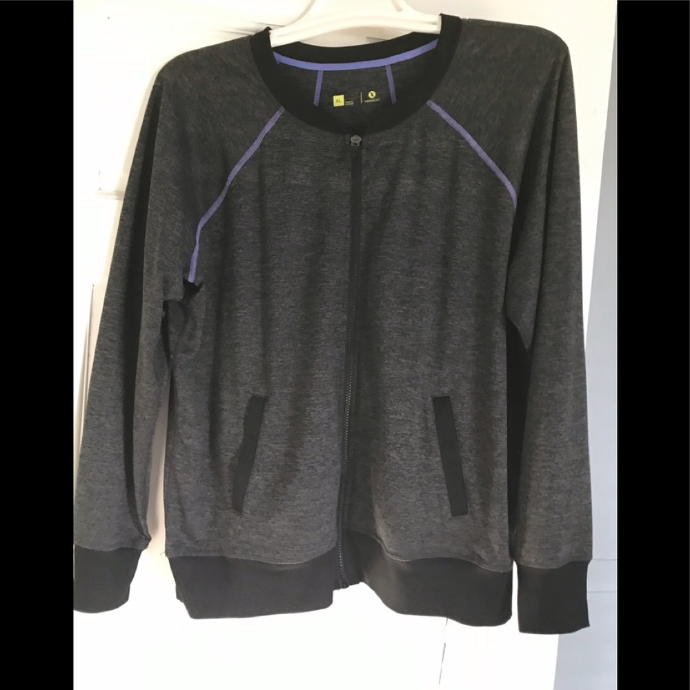 Xersion activewear bomber jacket